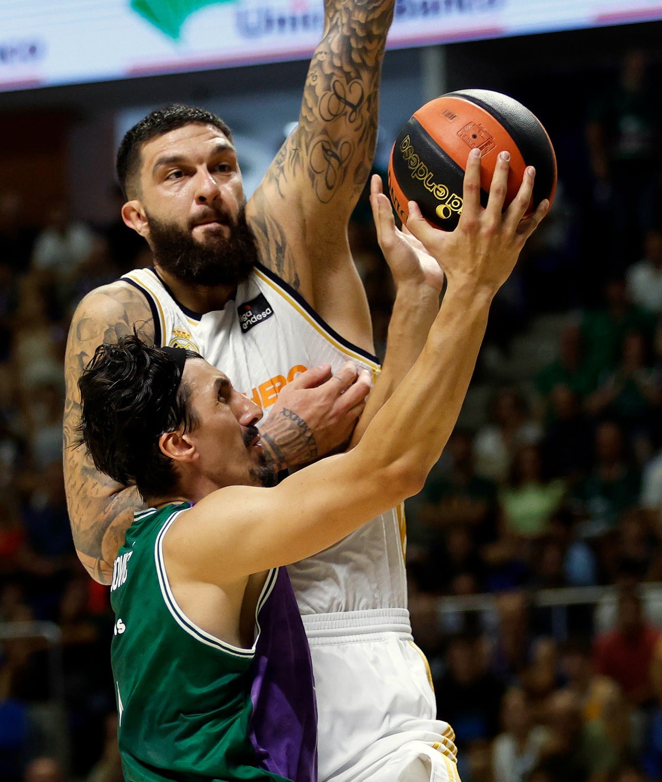 El Unicaja y el Real Madrid disputan la final del torneo Costa del Sol