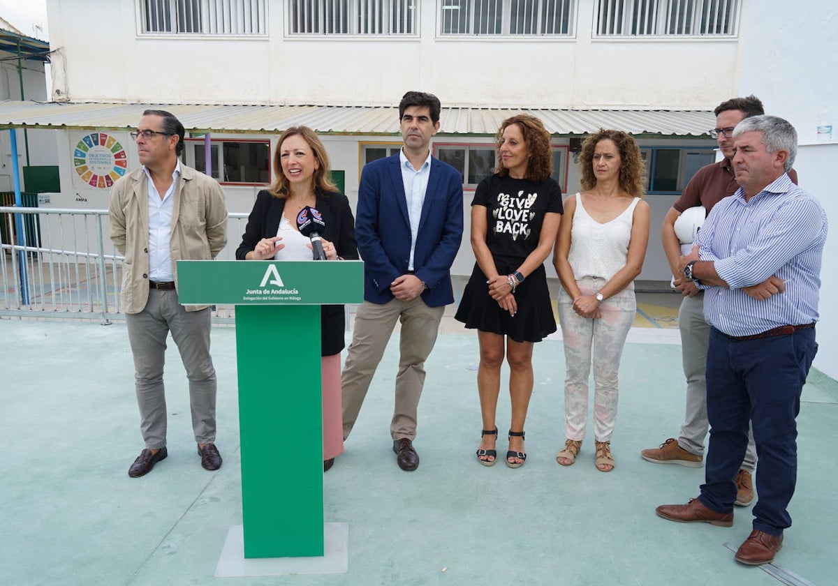 Visita de la delegada del Gobierno andaluz en Málaga, Patricia Navarro, a la Escuela Infantil de San Sebastián.