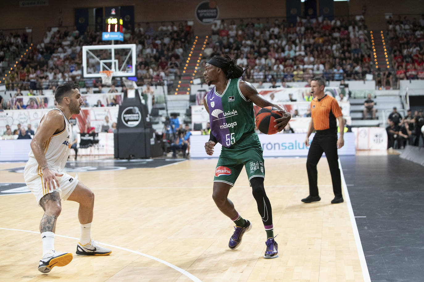 Final de la Supercopa Endesa: el Unicaja-Real Madrid, en imágenes