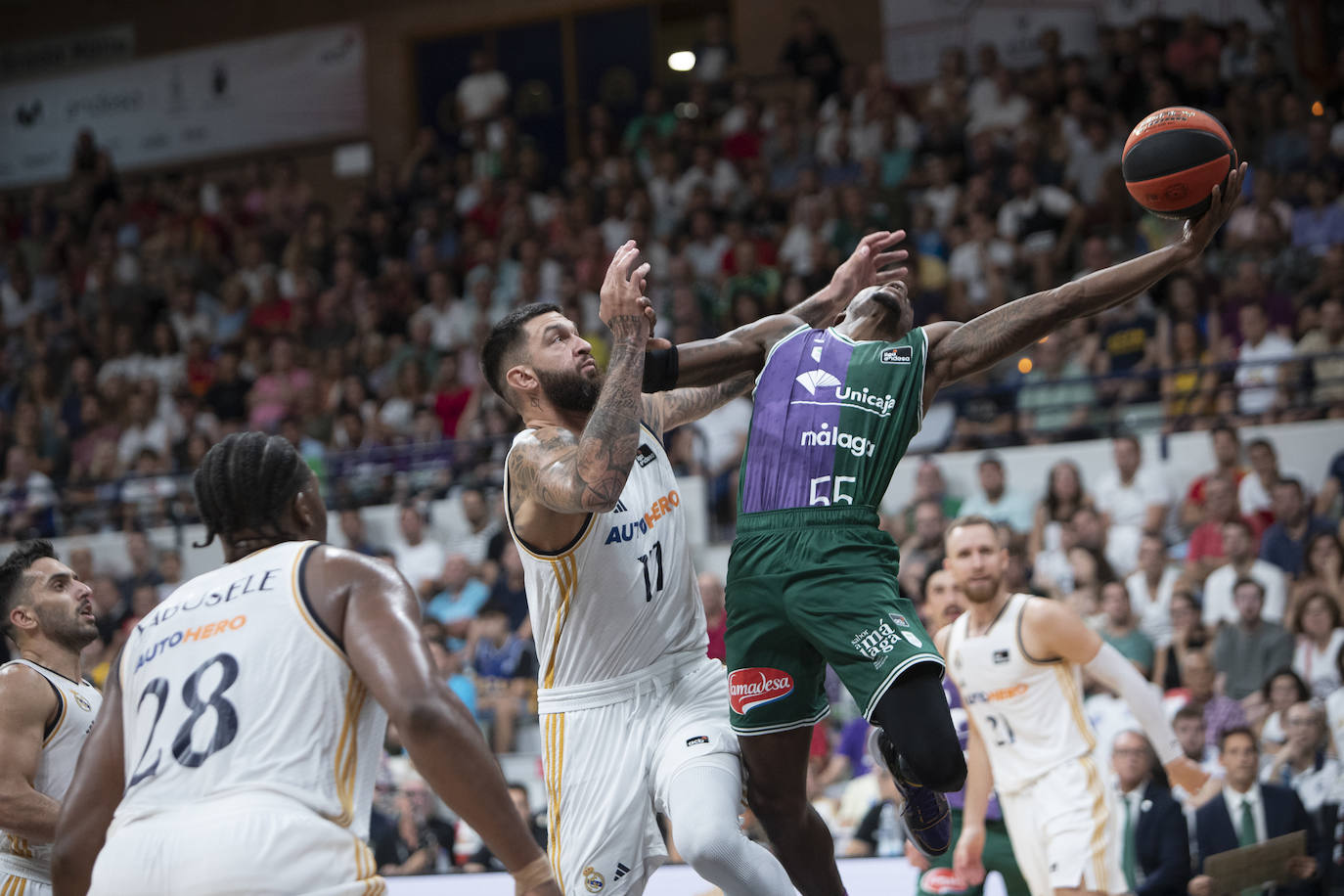 Final de la Supercopa Endesa: el Unicaja-Real Madrid, en imágenes