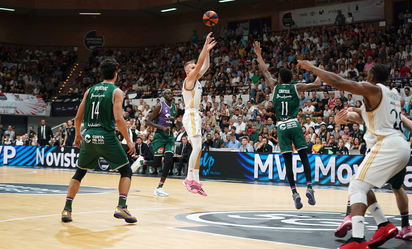 Final de la Supercopa Endesa: el Unicaja-Real Madrid, en imágenes