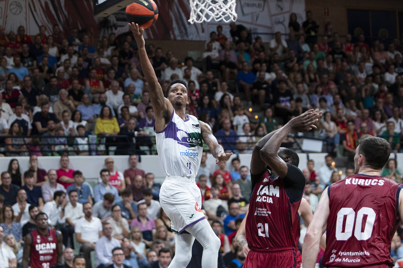 Las mejores imágenes del partido del Unicaja frente al UCAM