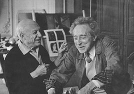 Pablo Ruiz Picasso y Jean Cocteau, tocando la marimba.