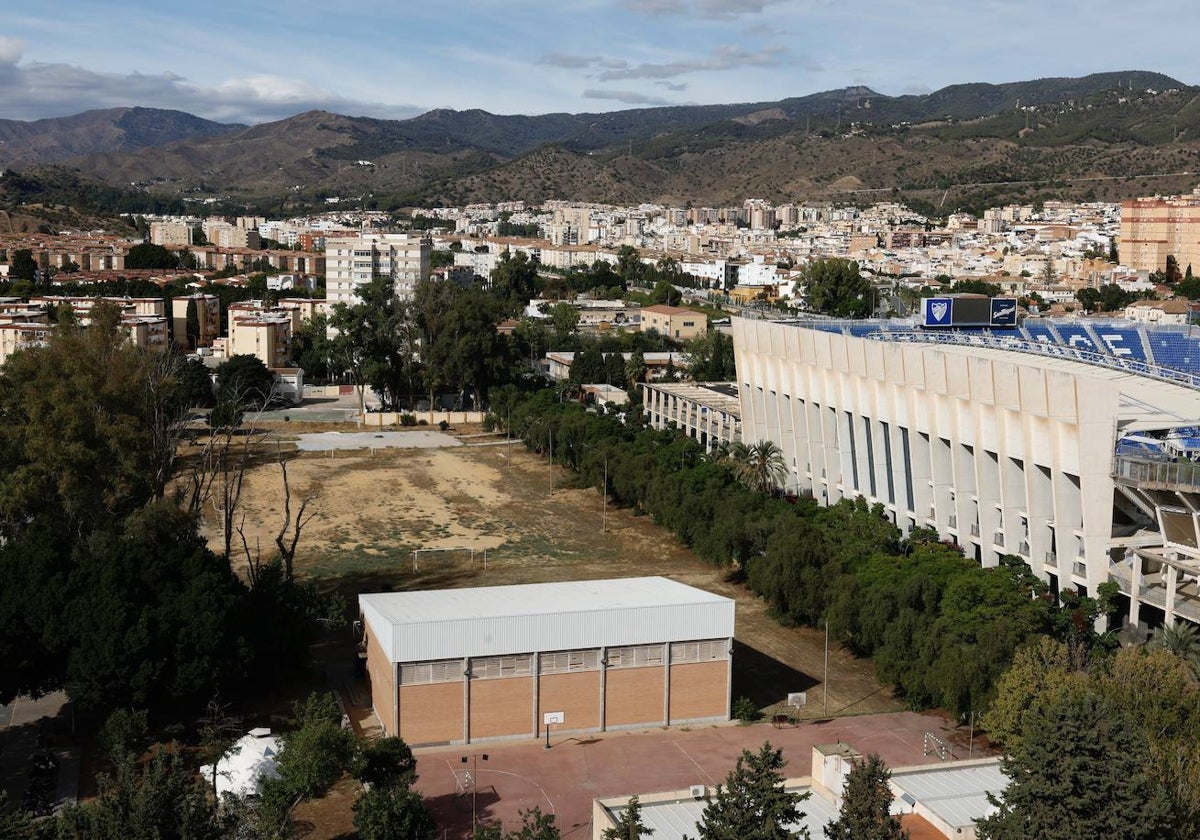 El Málaga, a la espera de los permisos para construir un campo en el IES La Rosaleda