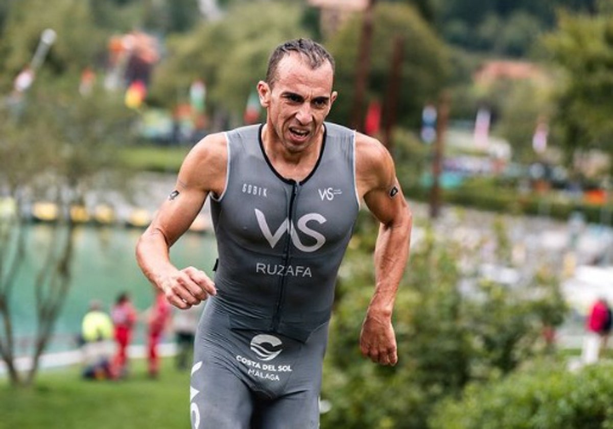 El triatleta de cross rinconero, este jueves en la modalidad corta, en la que quedó cuarto.