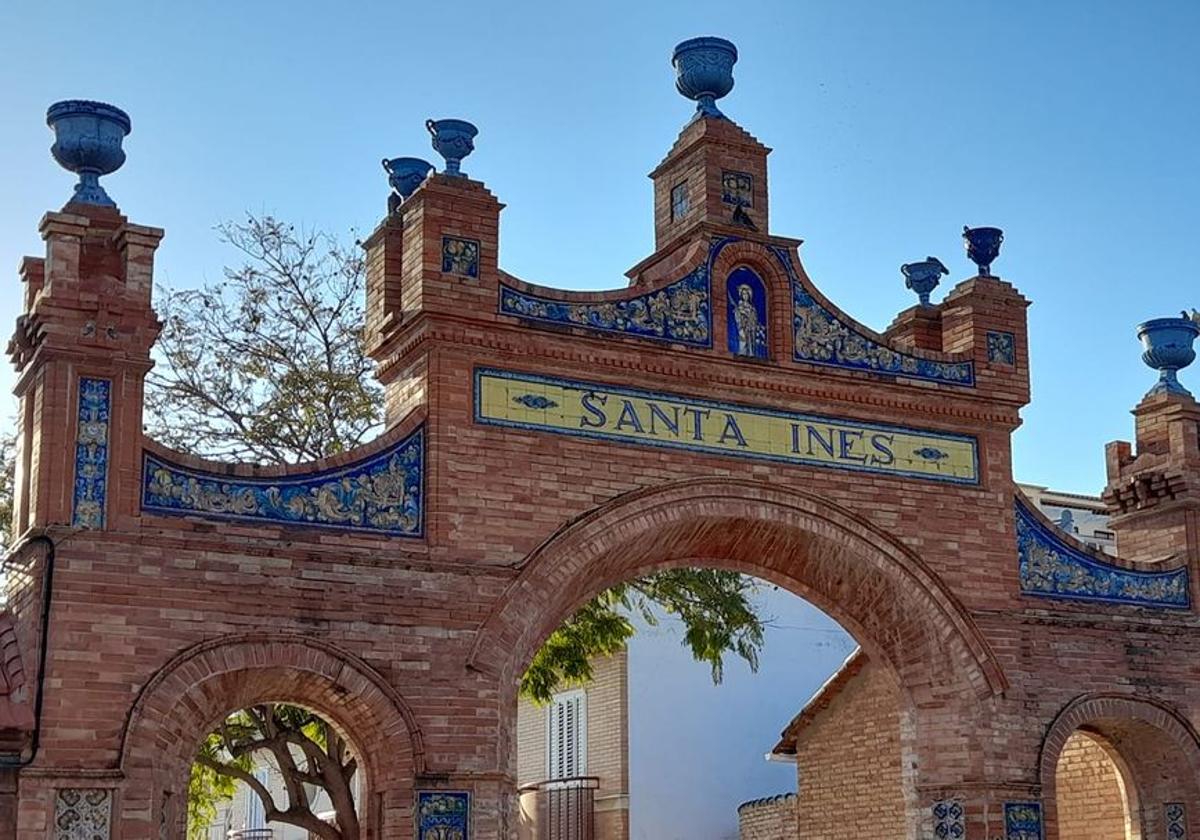 Las velas y el gran zoco árabe vuelven a la Colonia de Santa Inés