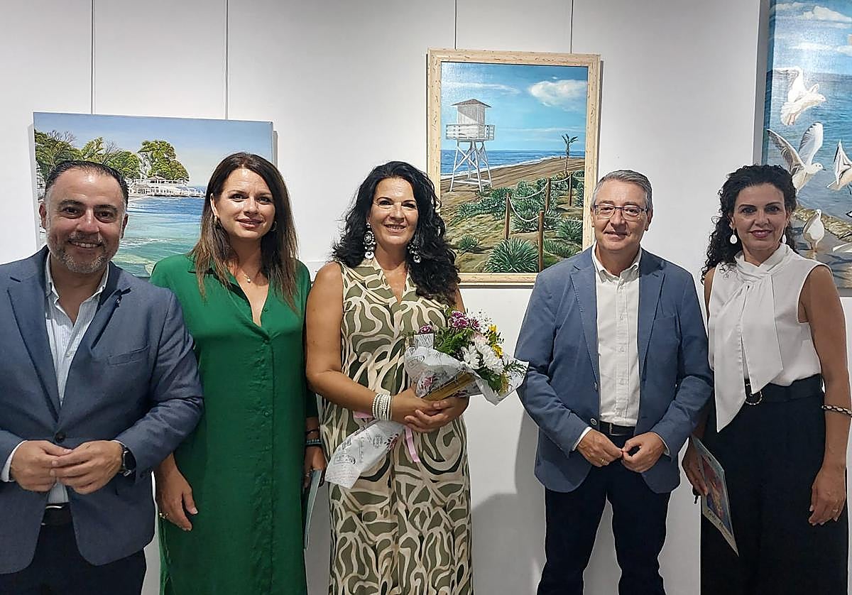 Acto de inauguración de la exposición en Rincón de la Victoria.