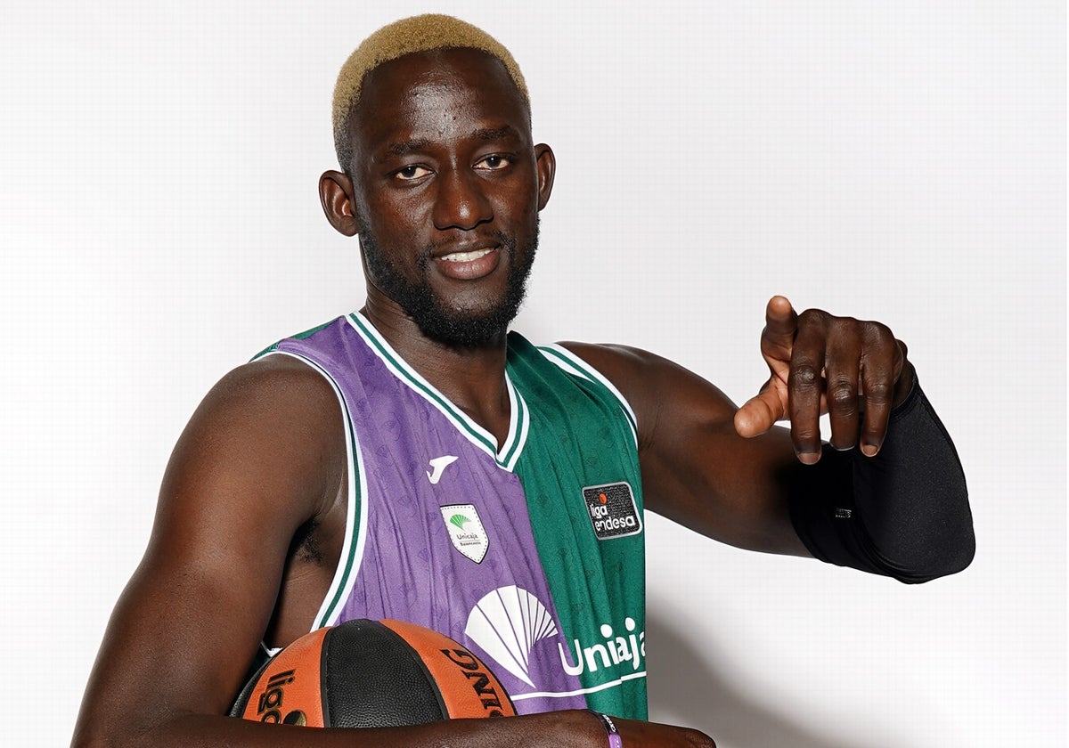 Diop continuará la temporada en el Oostende y jugará la Champions League