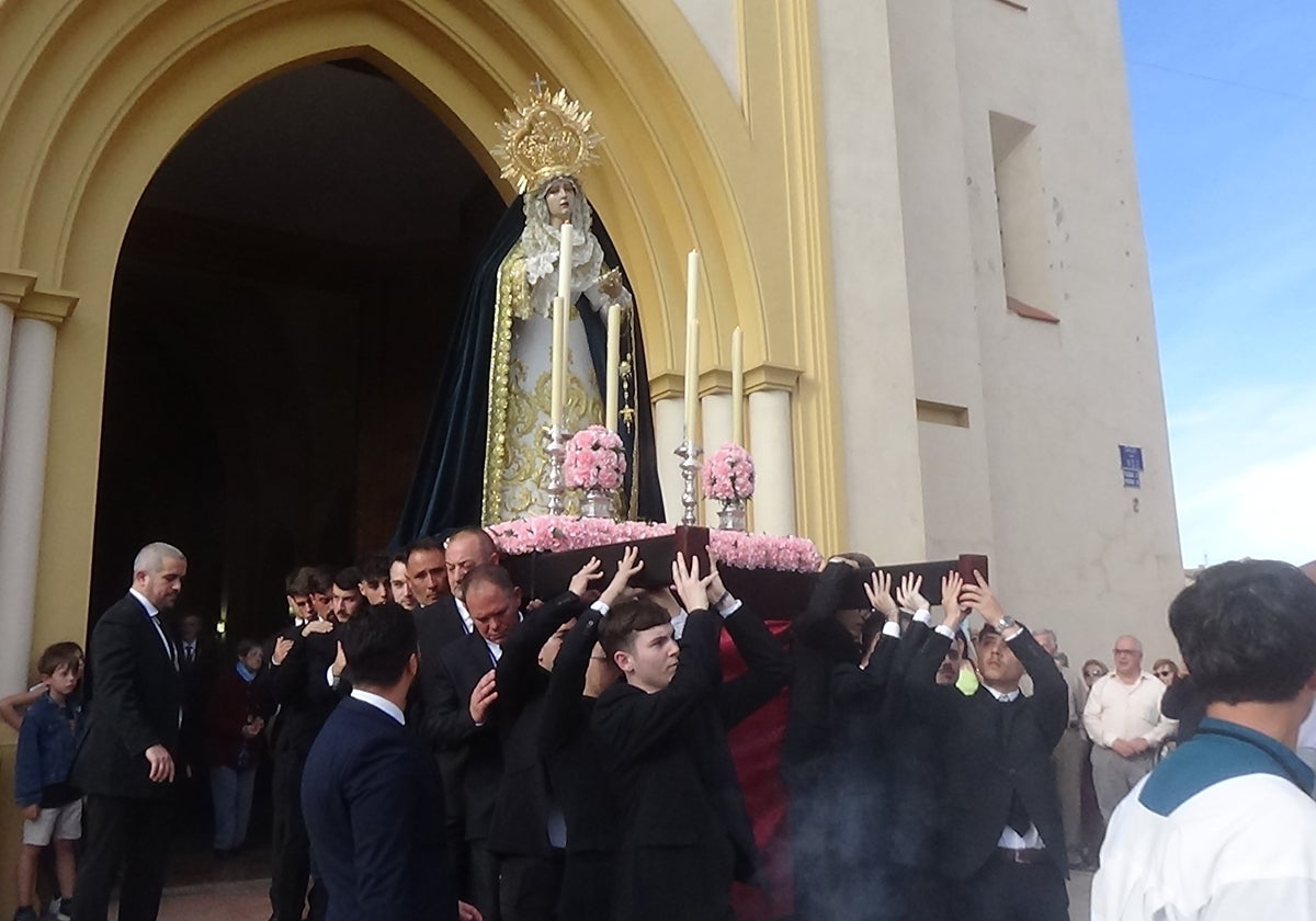 La Dolorosa marchará a los sones de la banda de música Cruz del Humilladero.