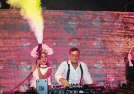 De la 'hora loca' a los tatuajes: las tendencias (y excentricidades) en bodas que arrasan en Málaga