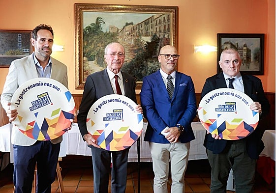 Frutos, De la Torre, Arcos y Marmolejo, durante la presentación.