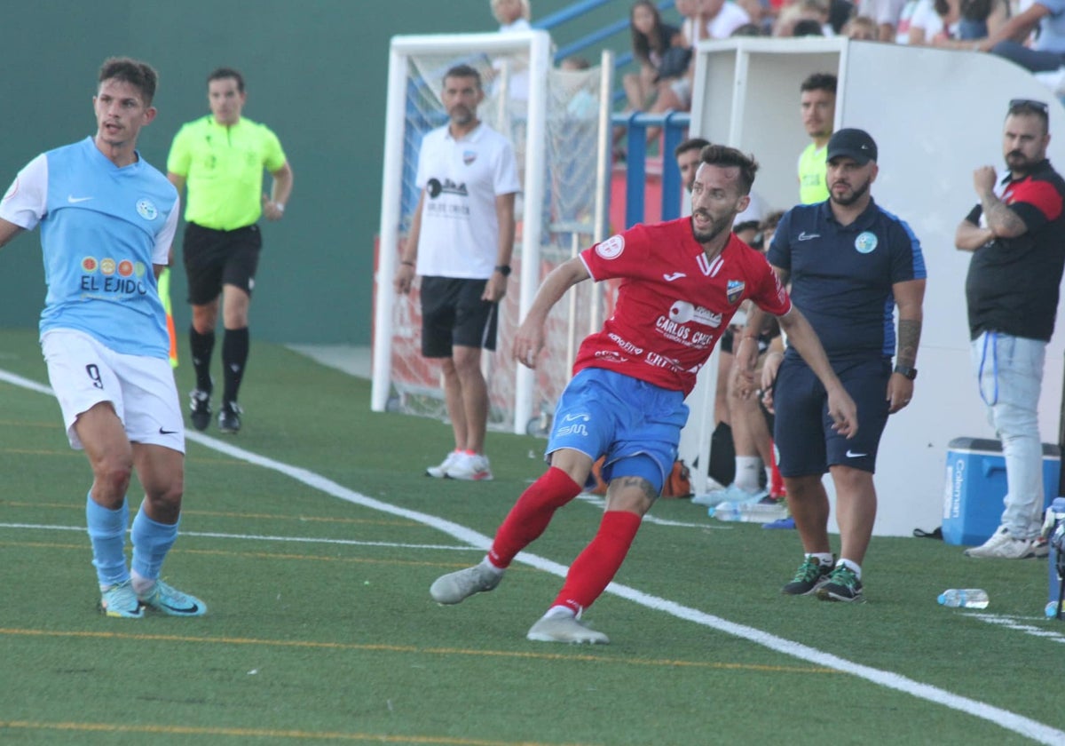 Tercera RFEF: Torre del Mar-Rincón, derbi entre dos necesitados