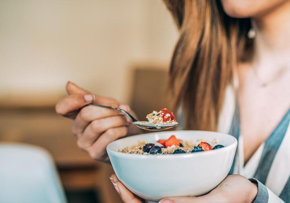 Los alimentos afectan a la química cerebral y modifican las emociones, según una experta