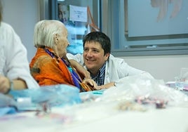 En Málaga, se desarrolla junto al equipo de Atención Psicosocial perteneciente a la Fundación Cudeca.