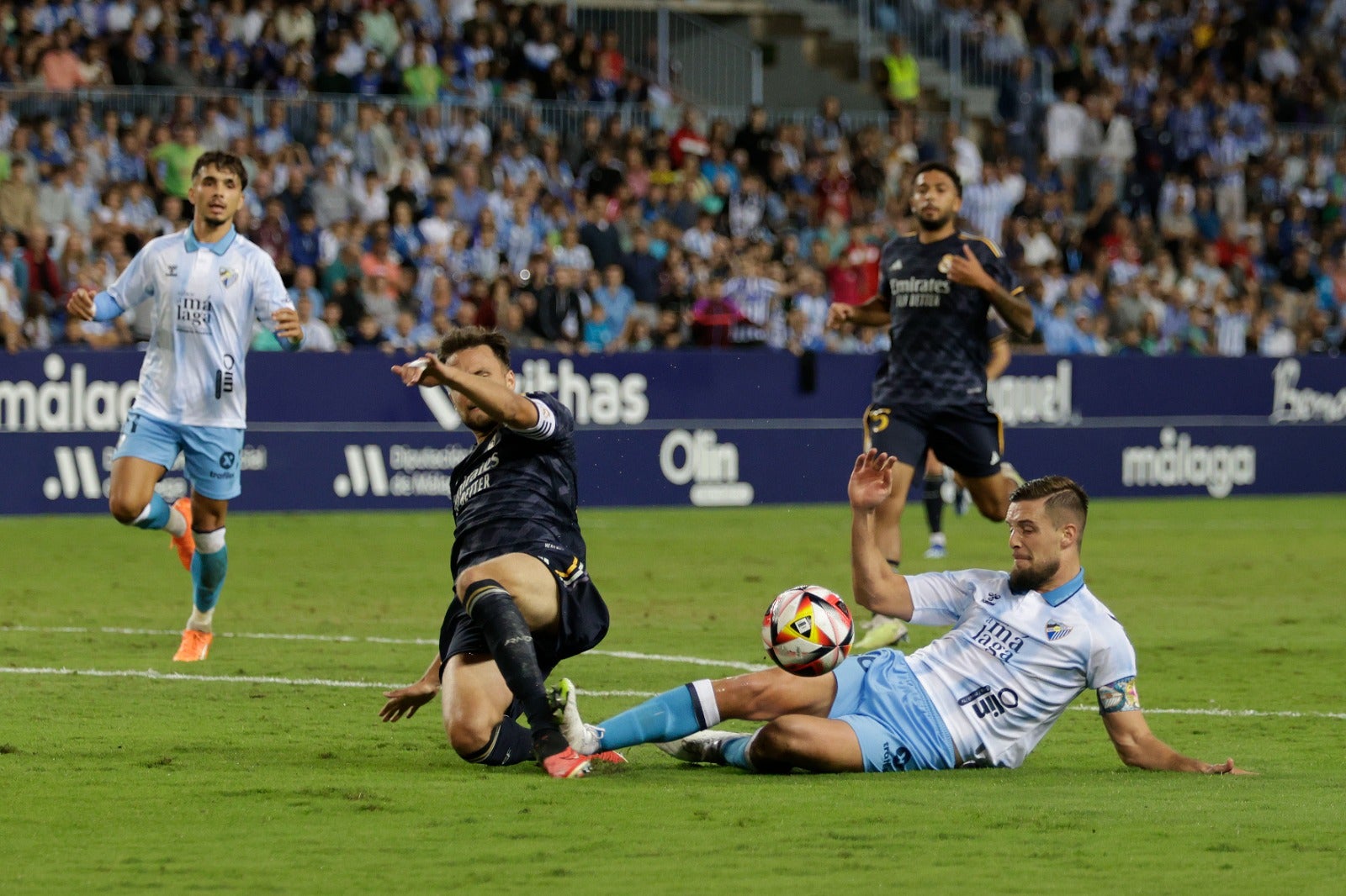 Las mejores imágenes del Málaga - Real Madrid Castilla