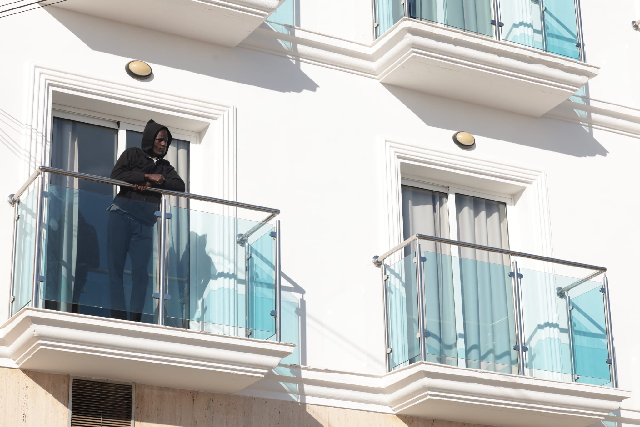 Inmigrantes alojados en un hotel de El Morche procedentes de Canarias