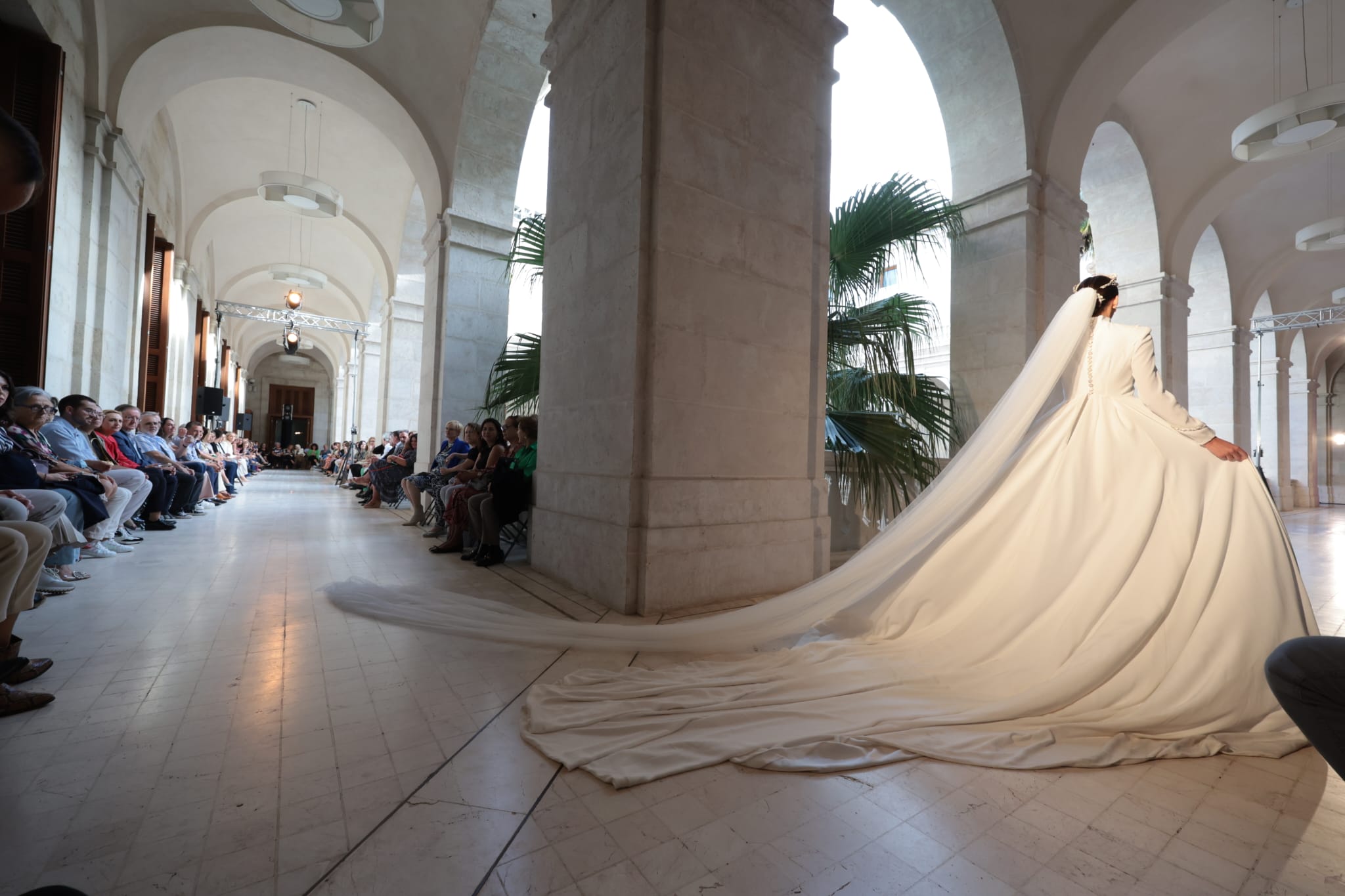 Así ha sido el Salón SIQ Costura Andaluza en Málaga