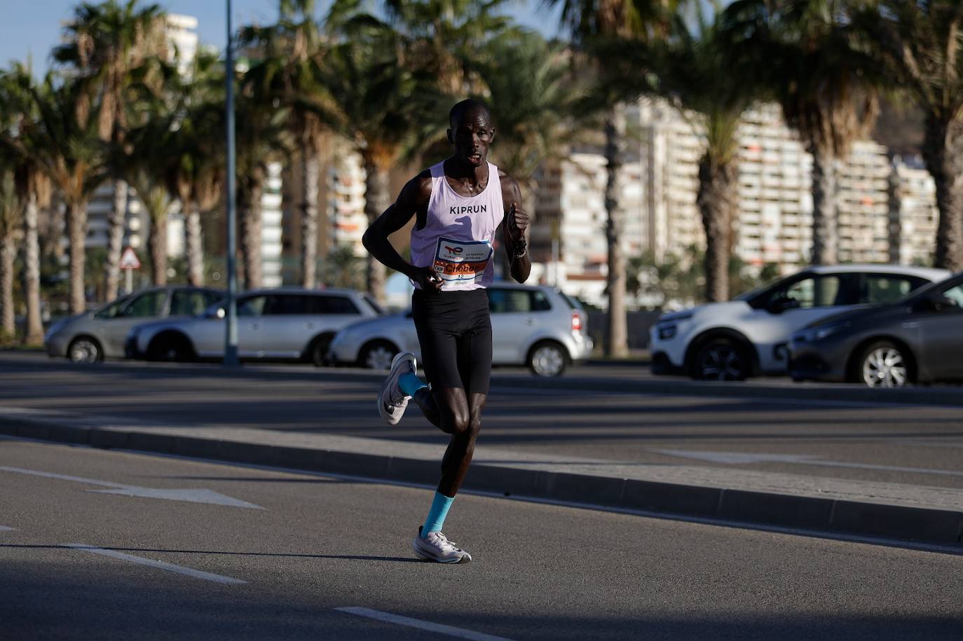 Toroitich pulveriza el récord de la Media Maratón de Málaga, con un registro de 59:13, más de un minuto menos que la plusmarca alcanzada en 2022.