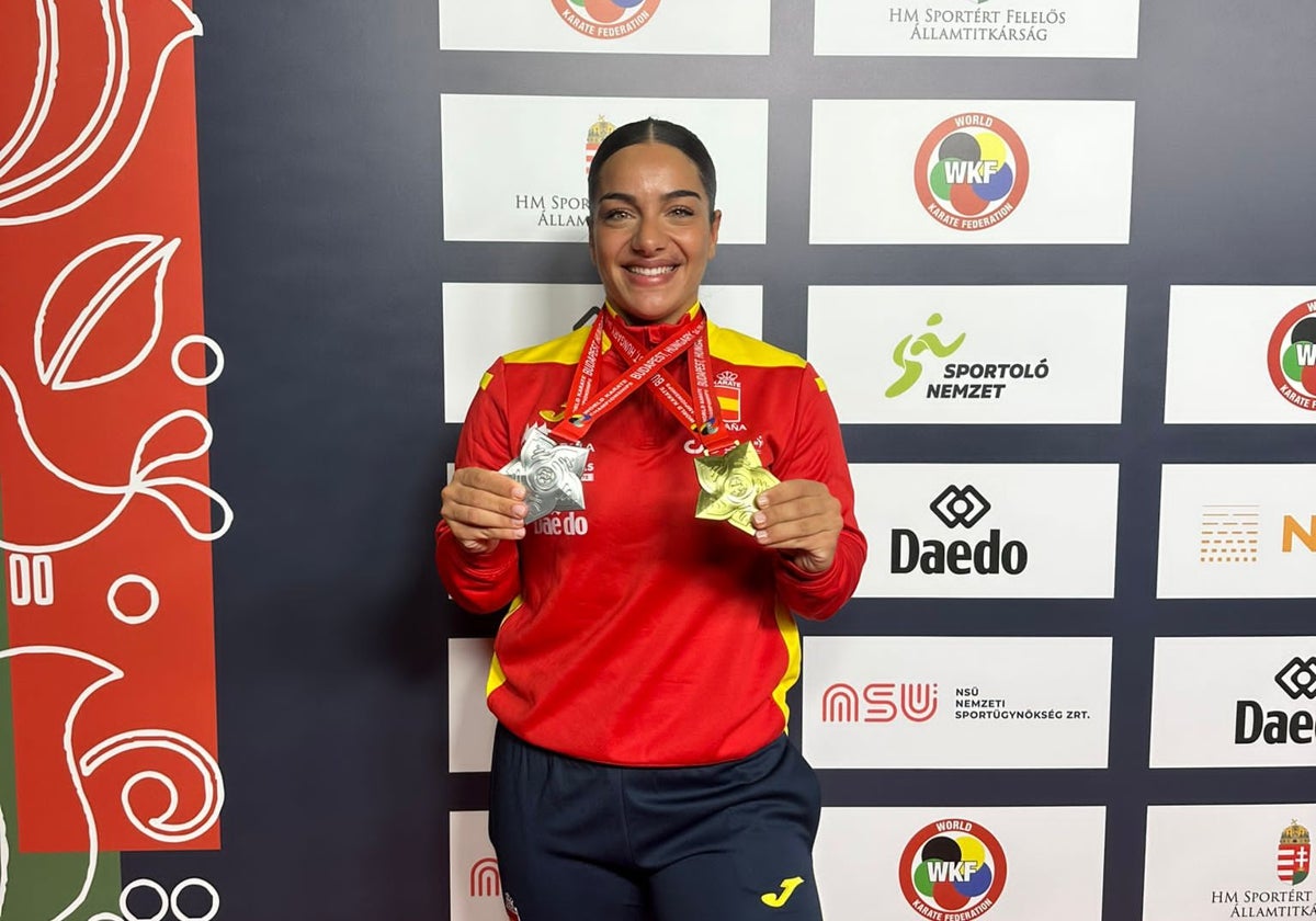 María Torres culmina la gesta y se corona campeona del mundo de kumite por equipos