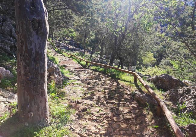 Hay que tener precaución en la bajada desde el Santo para evitar resbalones.