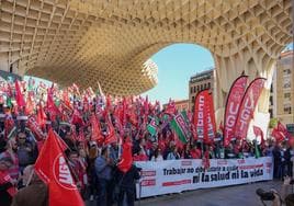 Manifestación sindical en Sevilla contra la siniestralidad laboral.