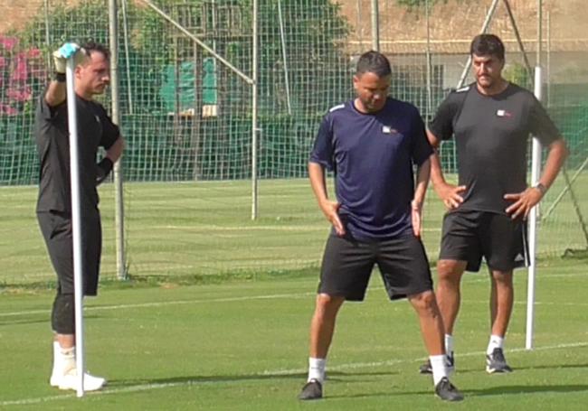 Alfonso Herrero y Ernesto Mancebo trabajando durante las vacaciones veraniegas en Marbella.