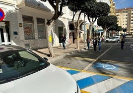 Vista de los aparcamientos en la Plaza de la Hispanidad.