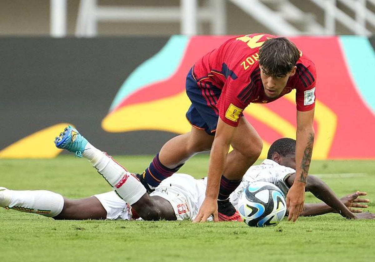 El lateral zurdo malagueño Dani Muñoz, en el partido ante Malí.