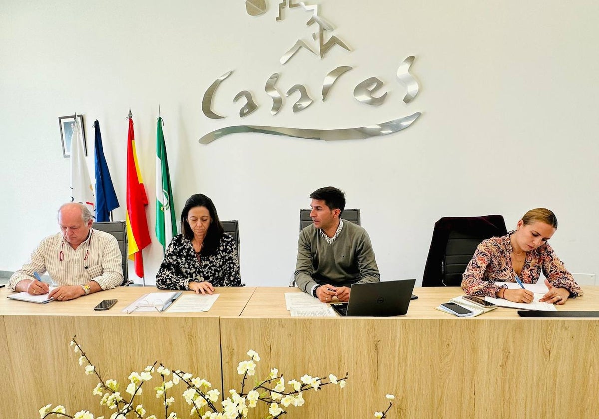 El alcalde Juan Villalón ha presidido la Mesa de Sequía esta mañana, en Casares.