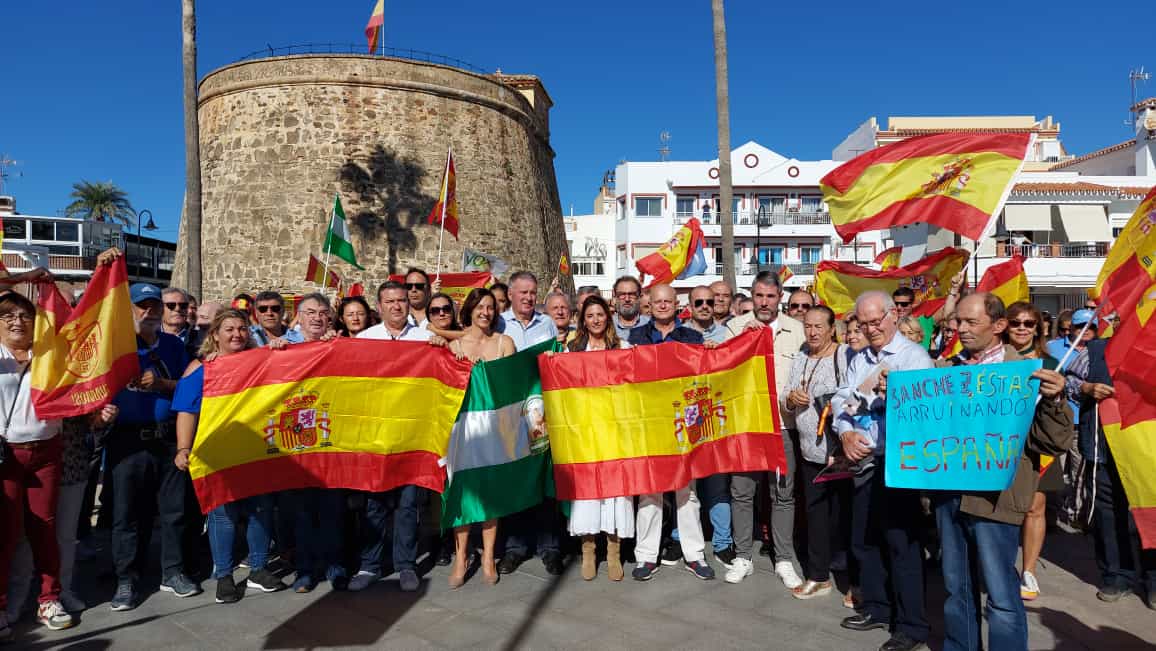 Concentración contra la amnistía en Mijas.