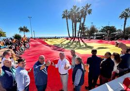 Participantes en la protesta de este domingo en Torre del Mar.