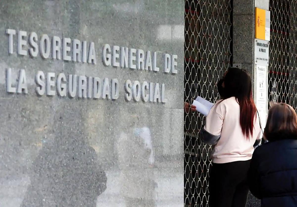 Detenidas 52 personas por un fraude en el cobro de prestaciones públicas con ramificación en Málaga