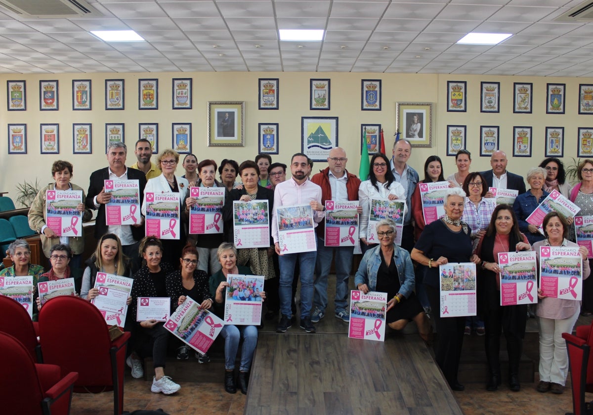 Presentación del calendario solidario de la asociación Esperanza en la Mancomunidad Oriental.