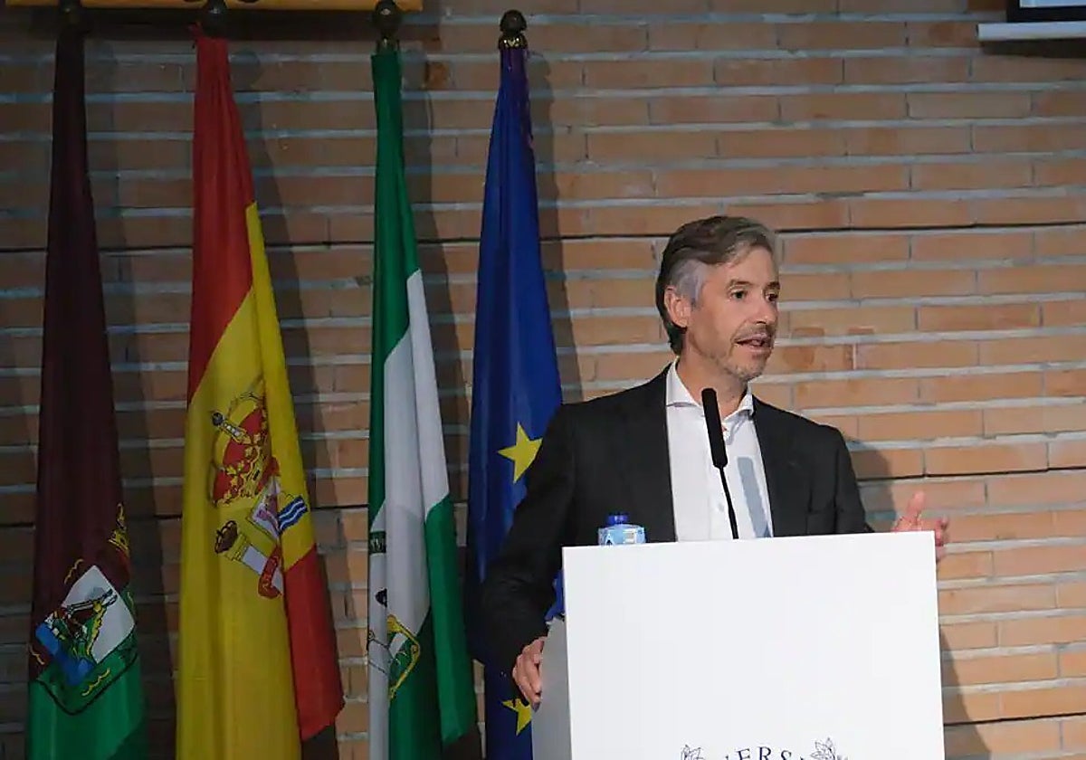 José María Hernández, director de zona de BBVA Málaga, Córdoba y Melilla, en el acto de entrega de los premios del año pasado.