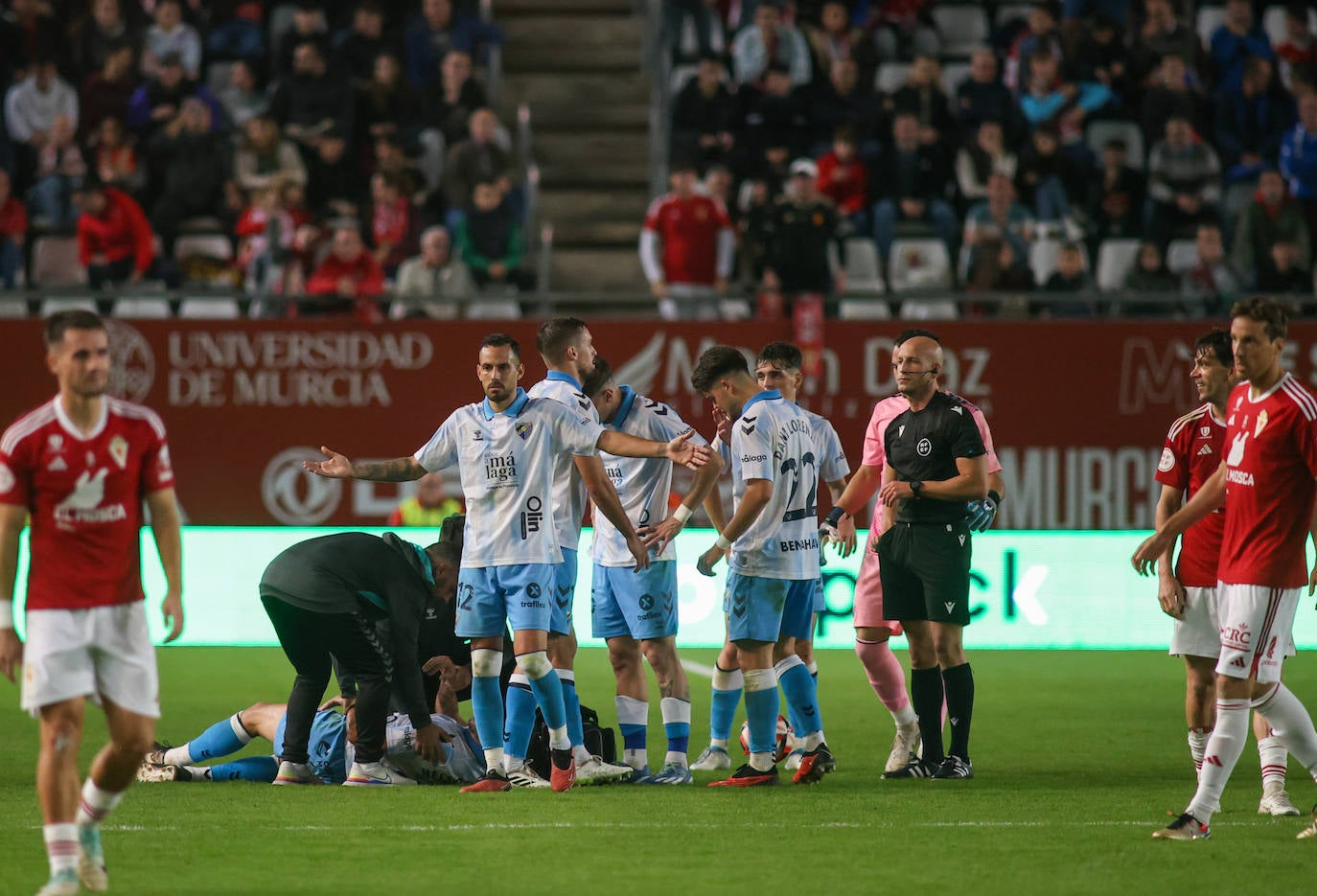La goleada del Málaga en Murcia, en imágenes