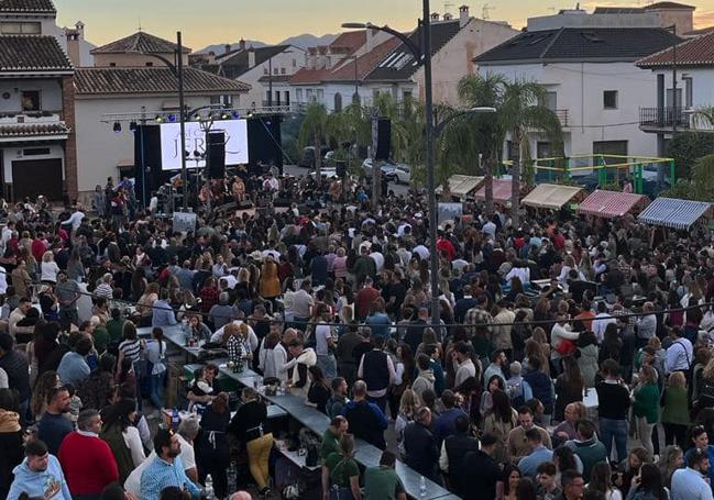 La fiesta se celebrará en la plaza de la Cultura, en el centro de la villa.