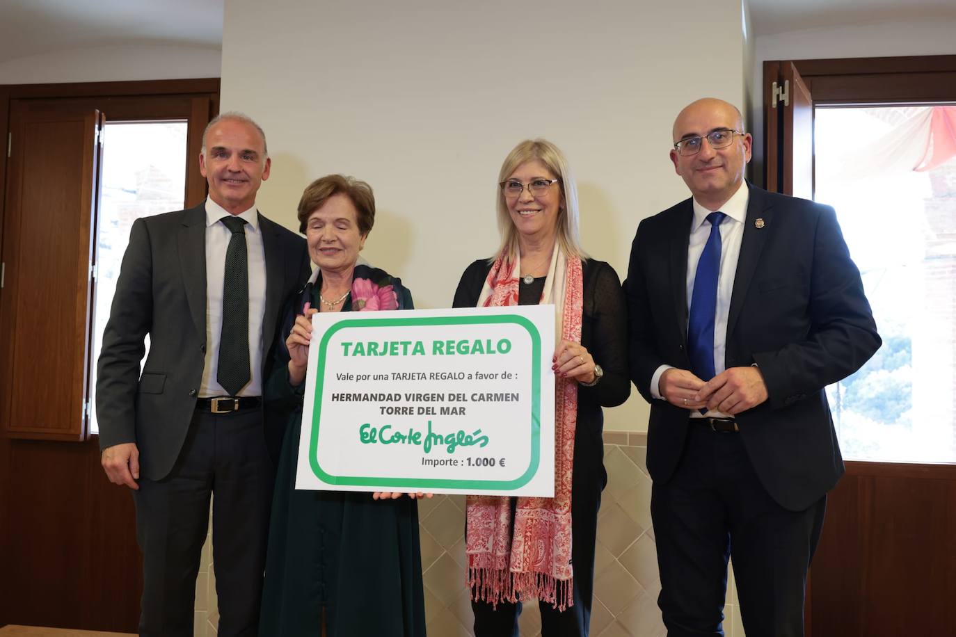 Almuerzo de entrega de la campaña navideña de SUR a las entidades beneficiadas