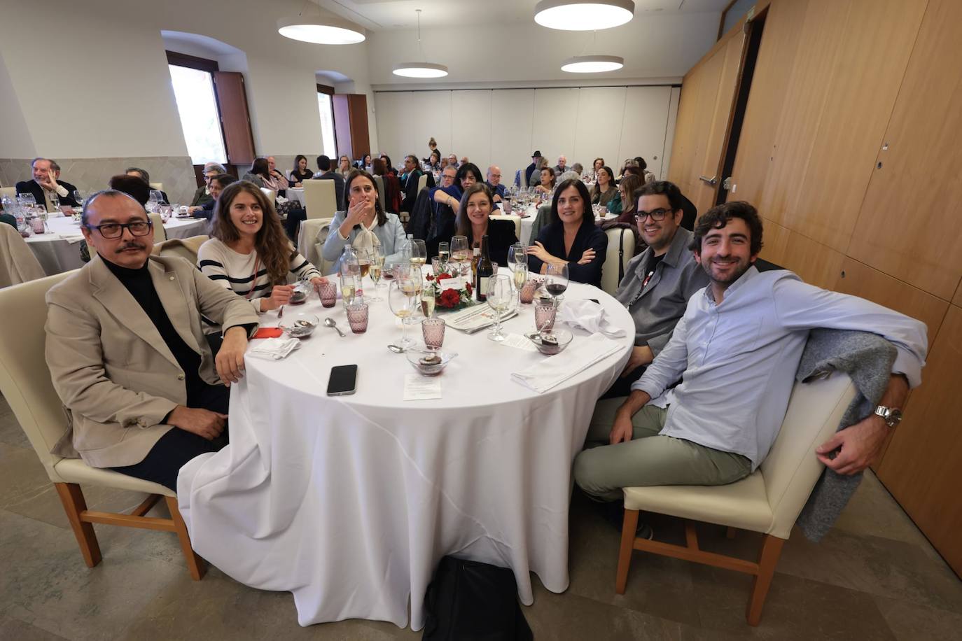 Almuerzo de entrega de la campaña navideña de SUR a las entidades beneficiadas