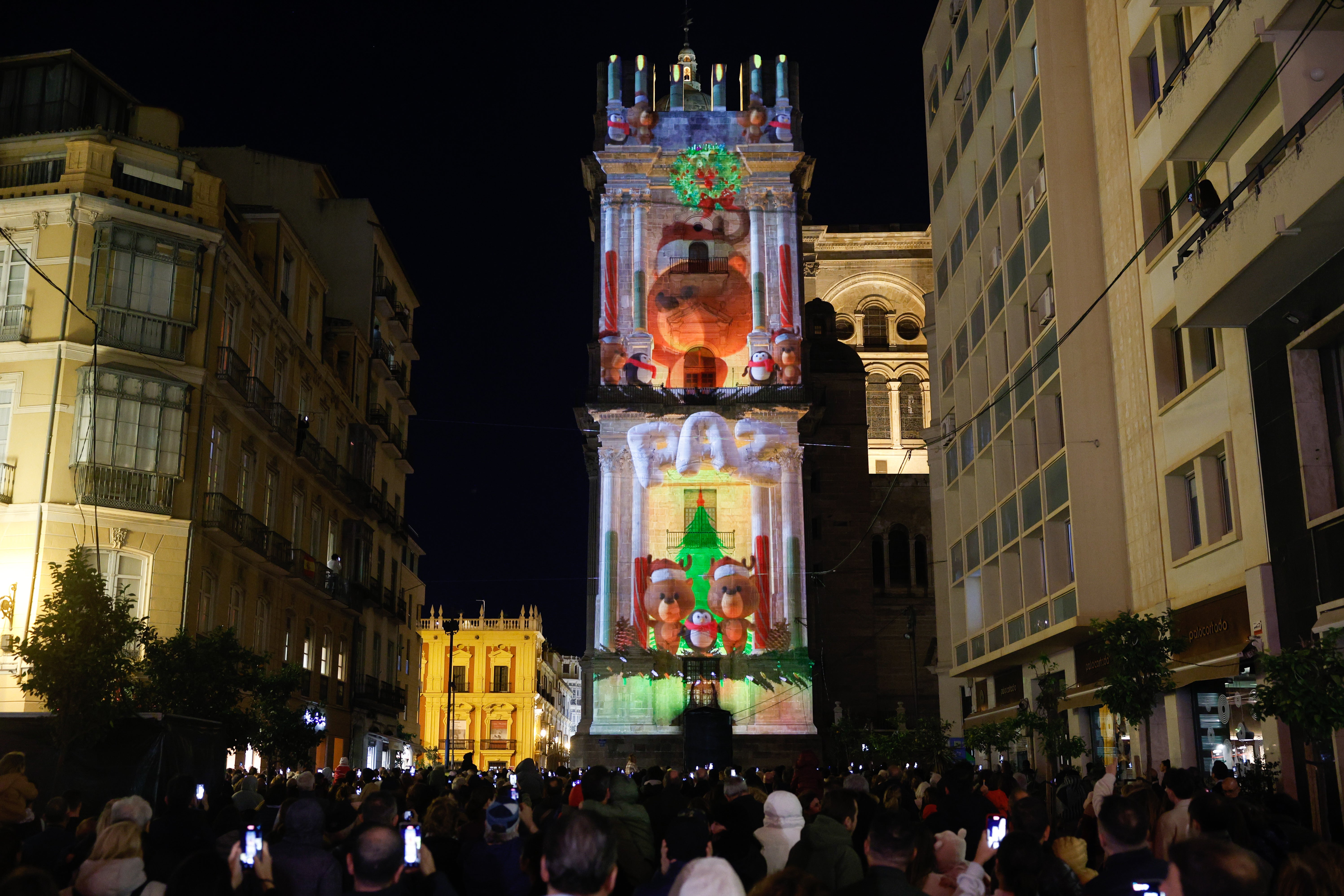 Así es el videomapping y la iluminación de la Catedral de Málaga