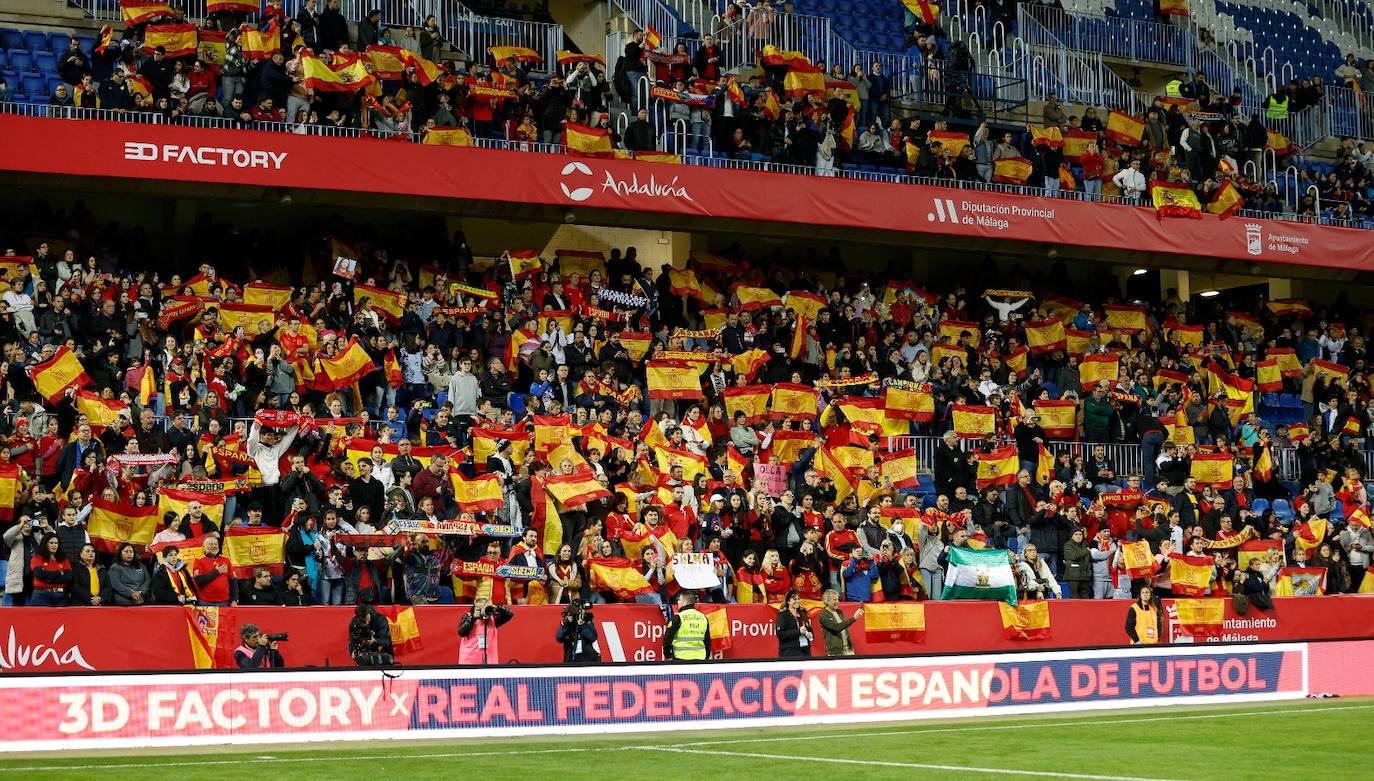 El España- Suecia en La Rosaleda, en imágenes