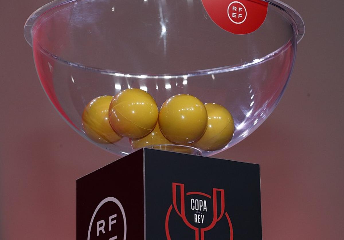 Imagen de uno de los bombos del sorteo de la Copa del Rey.