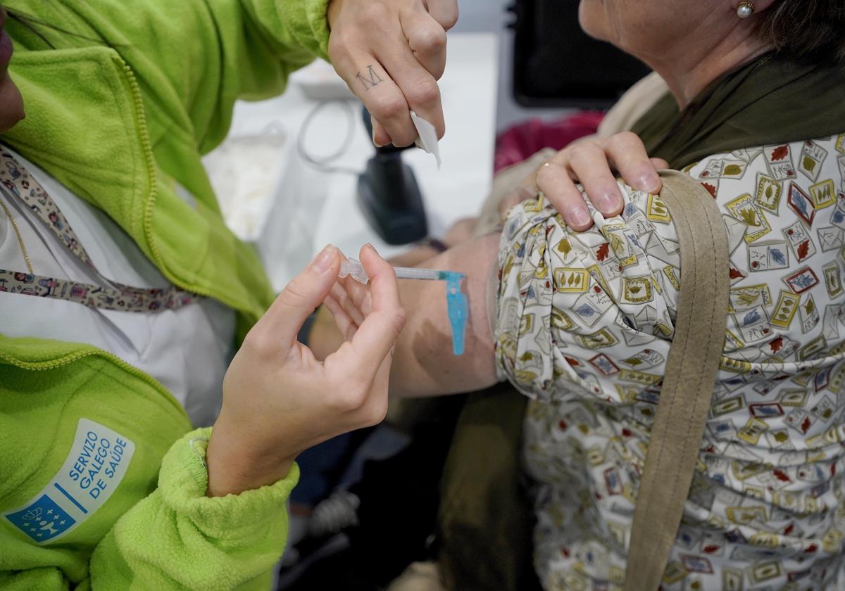 Próximas jornadas de vacunación sin cita frente a la gripe y el covid: fechas y puntos donde acudir en Málaga