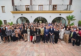 Jugadores, empleados y familiares del Unicaja.