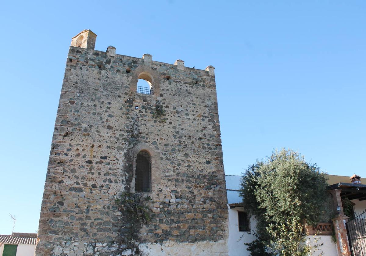 La torre de Urique está situada en el Partido de Torres, en Alhaurín El Grande.