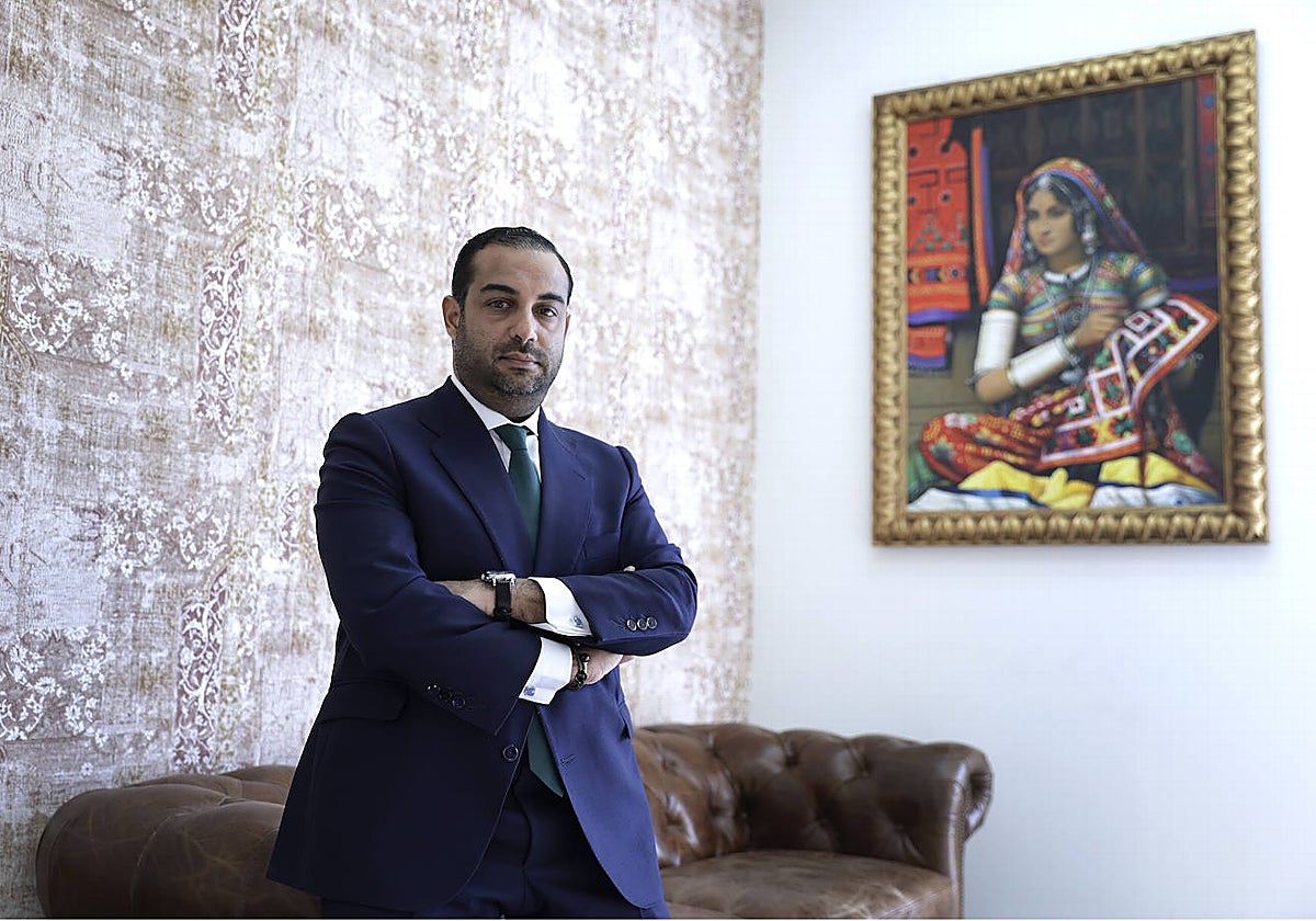 Kabir C. Sukhwani, en su despacho en la Alameda Principal.