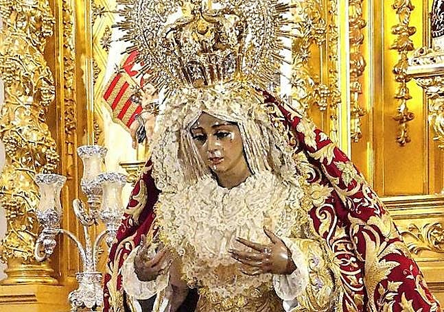 Virgen de la Esperanza de la Archicofradía del Paso y la Esperanza de Málaga.