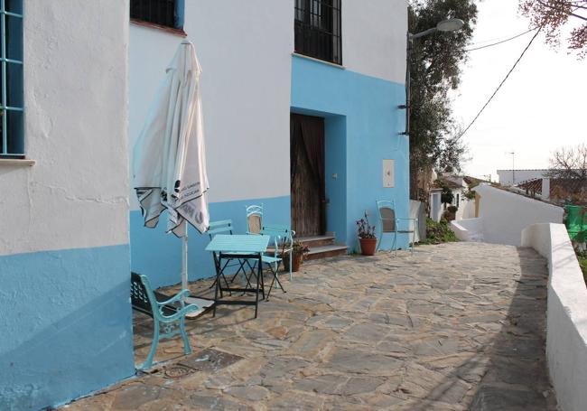 Calle de la aldea de Vallejos