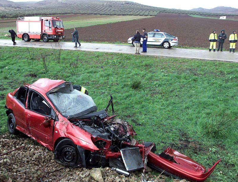 Accidente mortal en un paso a nivel de Campillos, en 2003