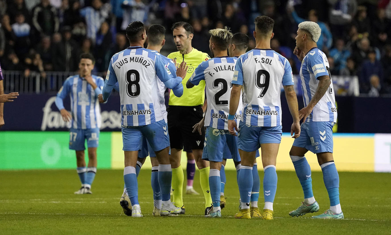 La Rosaleda pasó del 'Manolo, vete ya' a celebrar el empate en menos de un minuto