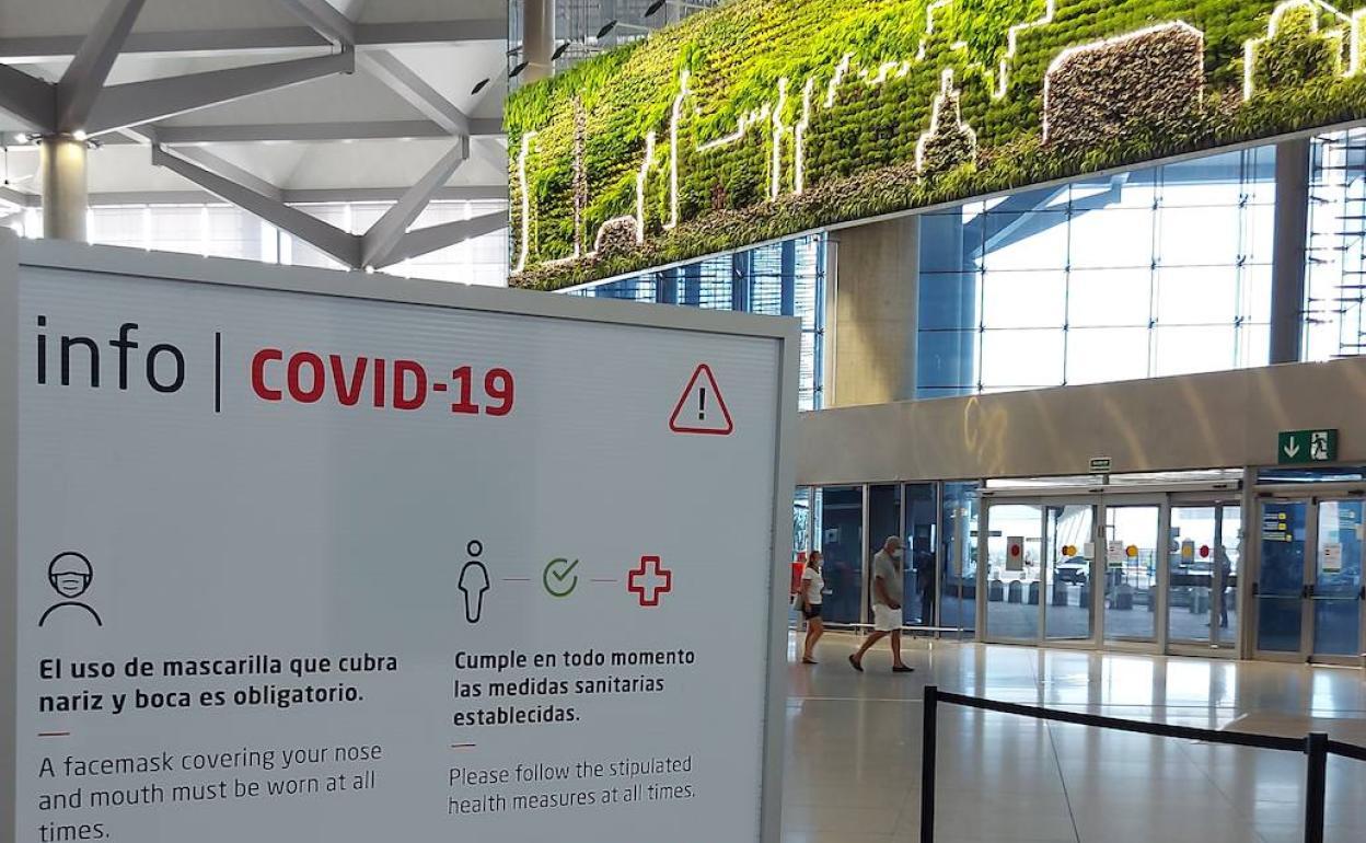 Coronavirus: Andalucía pide cribados específicos en los aeropuertos para identificar las nuevas variantes covid